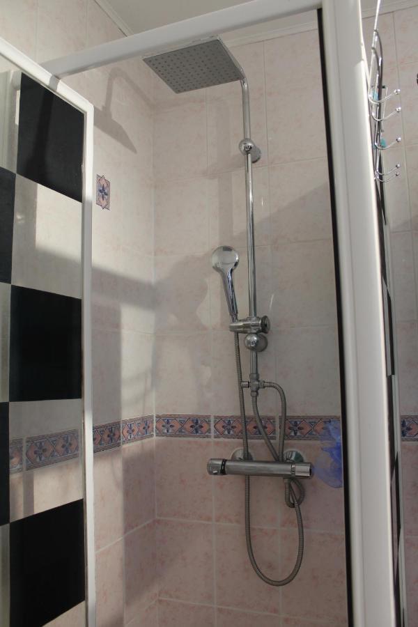 Saint-Martin-Lez-Tatinghem Chambres D'Hotes Les Mesanges מראה חיצוני תמונה